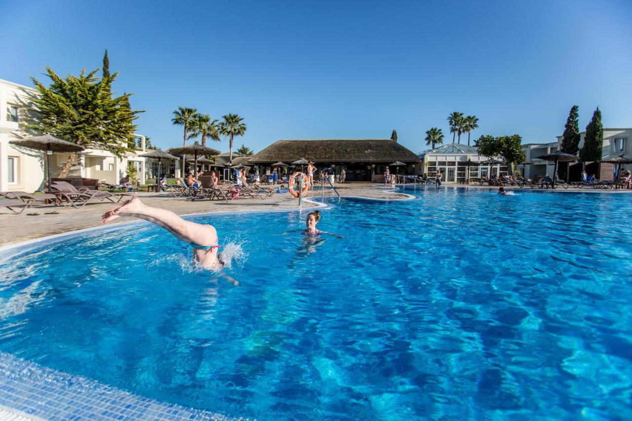 Vincci Resort Costa Golf Chiclana de la Frontera Esterno foto